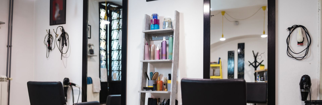 4th Quarter Hair Lounge Inc Cover Image