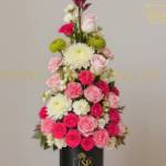 Gifts with flowers profile picture