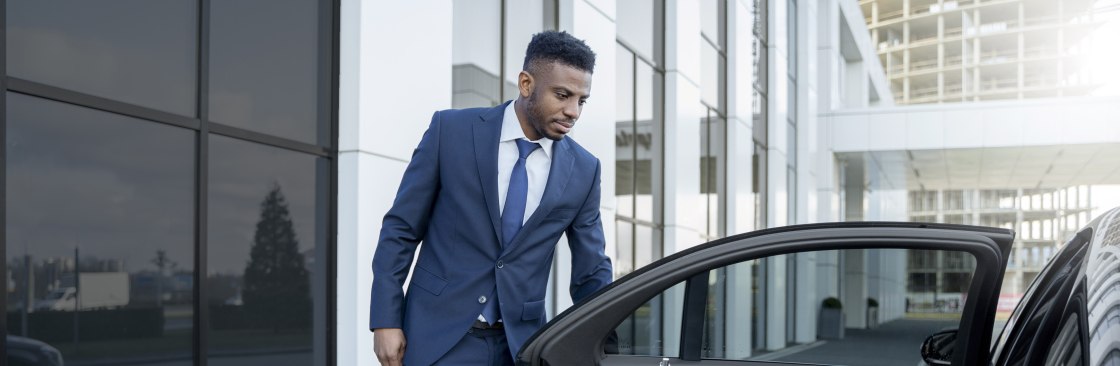 Royal Limos Co Cover Image