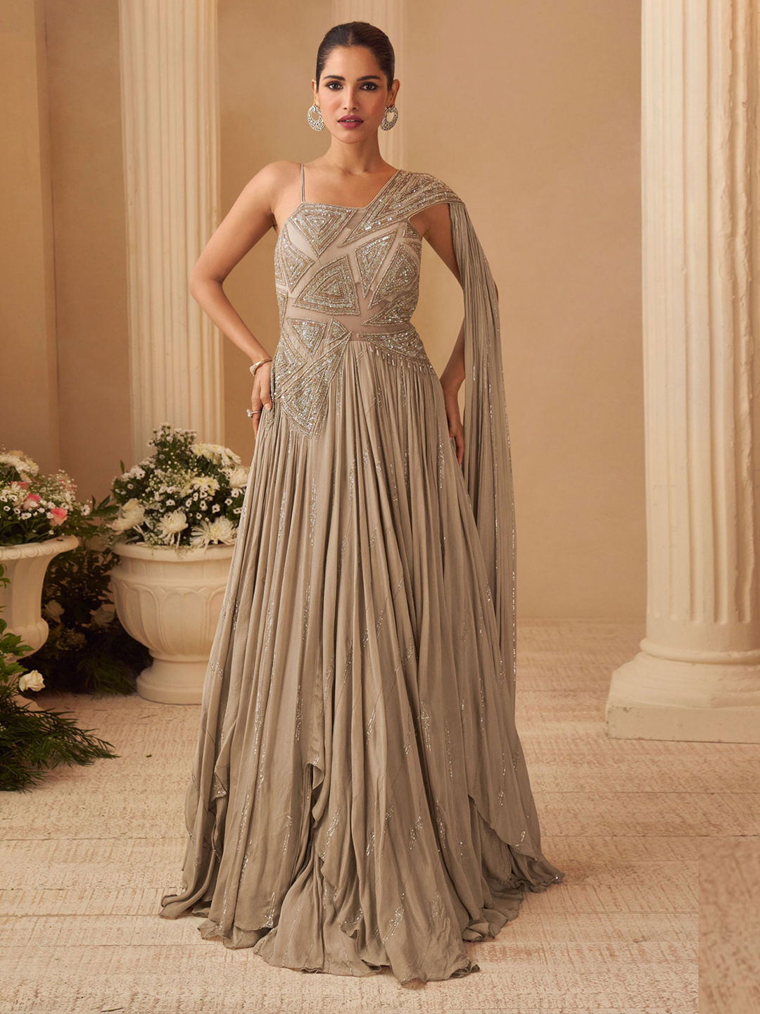 Western Party Gowns For Women: Latest Styles & Buying Guide