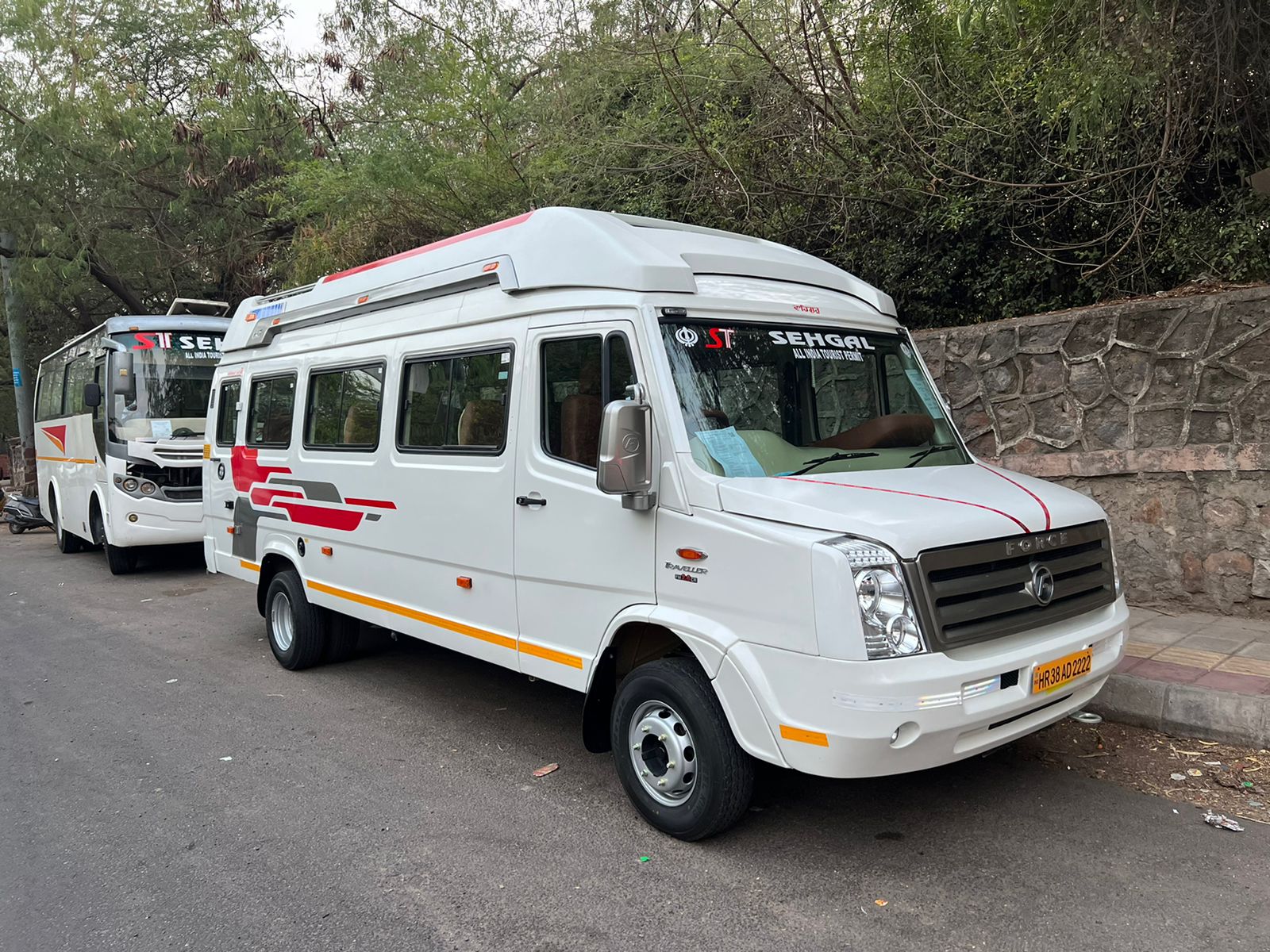 Hire Tempo Traveller & Group Travel Vehicles in Delhi