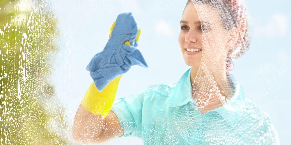 How to Clean Windows Streak-Free in 6 Simple Steps