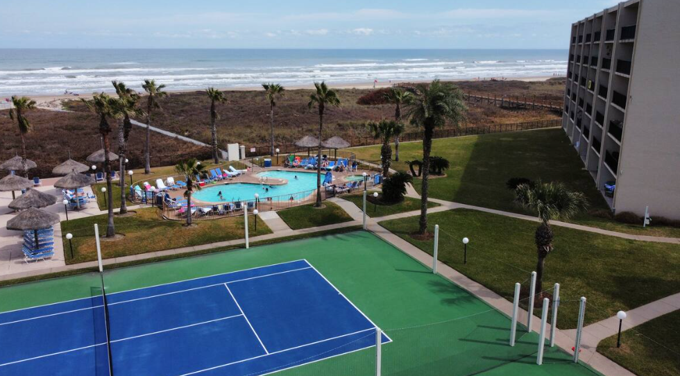 Why Beachfront Vacation Rentals Are the Preferred Choice on South Padre Island -