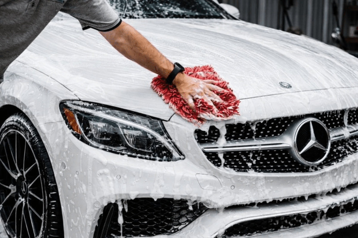 How Does Mobile Car Detailing Restore Your Vehicle? – adamsmobiledetailing8